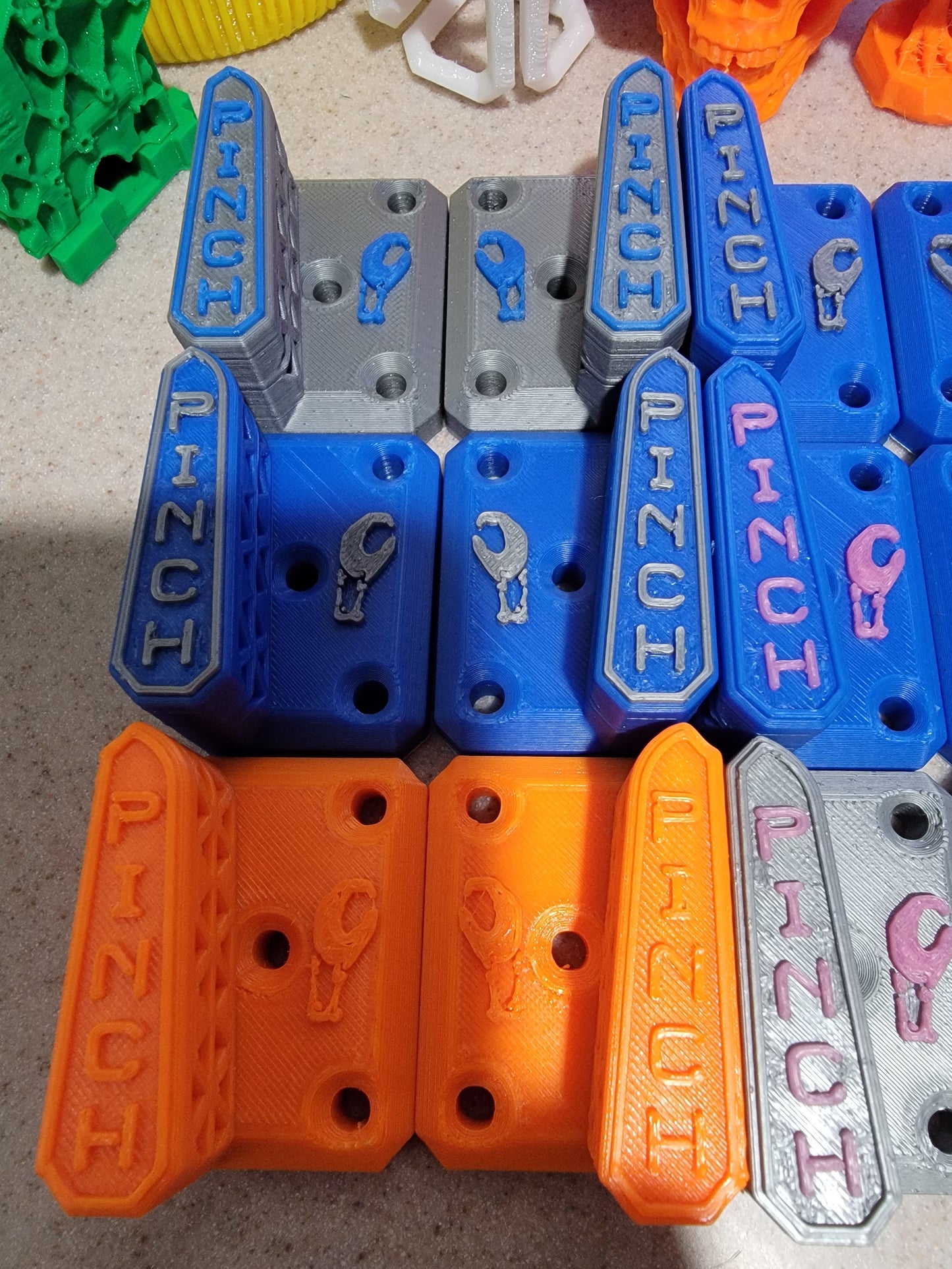 Pinch Snowboard Wall Hanging Brackets